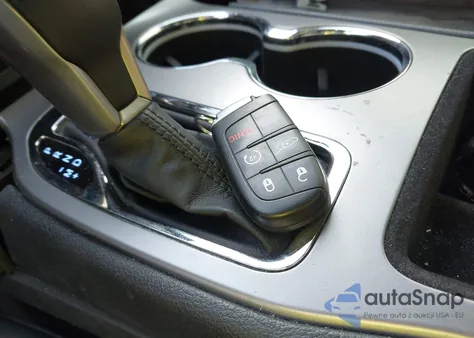 2021 Jeep Grand Cherokee Limited 4X2 z USA, uszkodzony, nr VIN 1C4RJEBG5MC813124